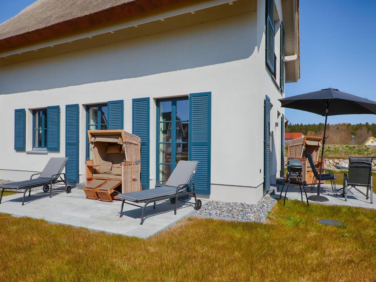 Reetland am Meer - Superior Reetdachvilla mit 2 Schlafzimmern, Kamin und 2 Terrassen F17 Dranske Exterior foto