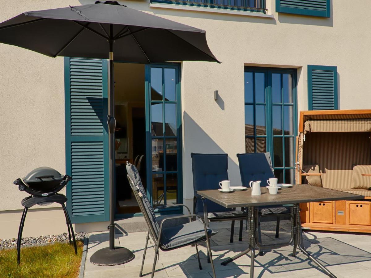 Reetland am Meer - Superior Reetdachvilla mit 2 Schlafzimmern, Kamin und 2 Terrassen F17 Dranske Exterior foto